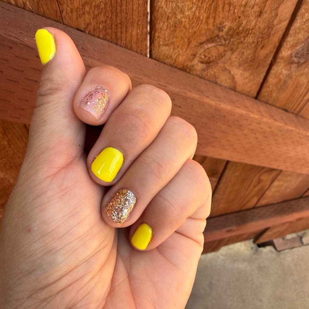 DND Yellow and Gold Glitter Gel Nail Polish Set